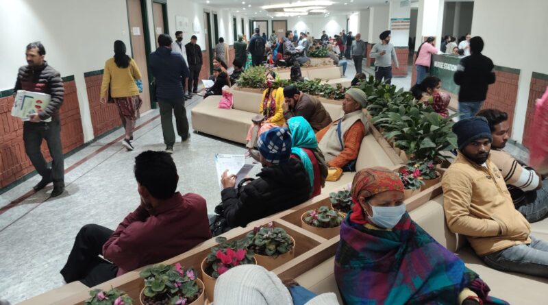 श्री महंत इन्दिरेश अस्पताल के निःशुल्क स्वास्थ्य शिविर में 5304 मरीजों ने उठाया लाभ