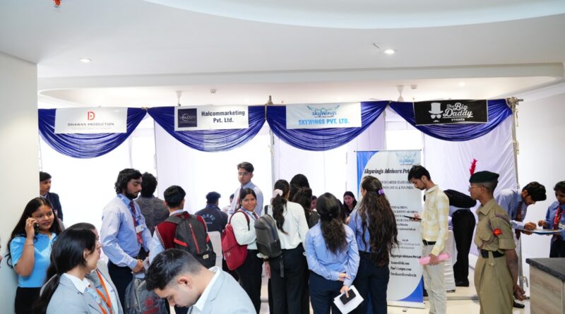 एसजीआरआरयू जॉब उत्सव 4.0  200 छात्र-छात्राओं को शानदार प्लेसमेंट