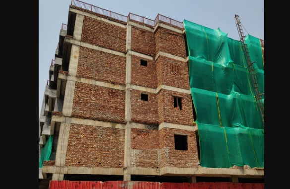 ऋषिकेश में एमडीडीए का बड़ा अभियान, आठ अवैध बहुमंजिला भवन सील