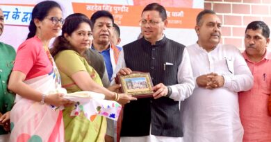 एसजीआरआर इंटरनेशनल स्कूल पहुँचे मुख्यमंत्री शिक्षा और संस्कार को मिली नई ऊर्जा