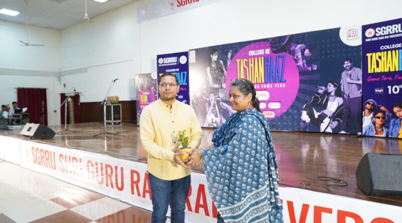 श्री गुरु राम राय विश्वविद्यालय में गूंजा ‘कॉलेज के टशनबाज’ का जोश