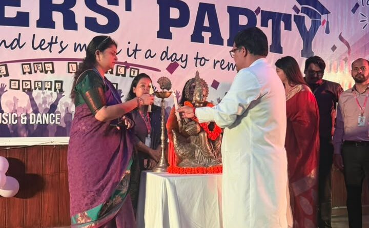 एस. जी. आर. आर यूनिवर्सिटी में फिजियोथेरेपी विभाग द्वारा बीपीटी एवं एम पी टी के नवप्रवेशित छात्र छात्राओं का भव्य स्वागत